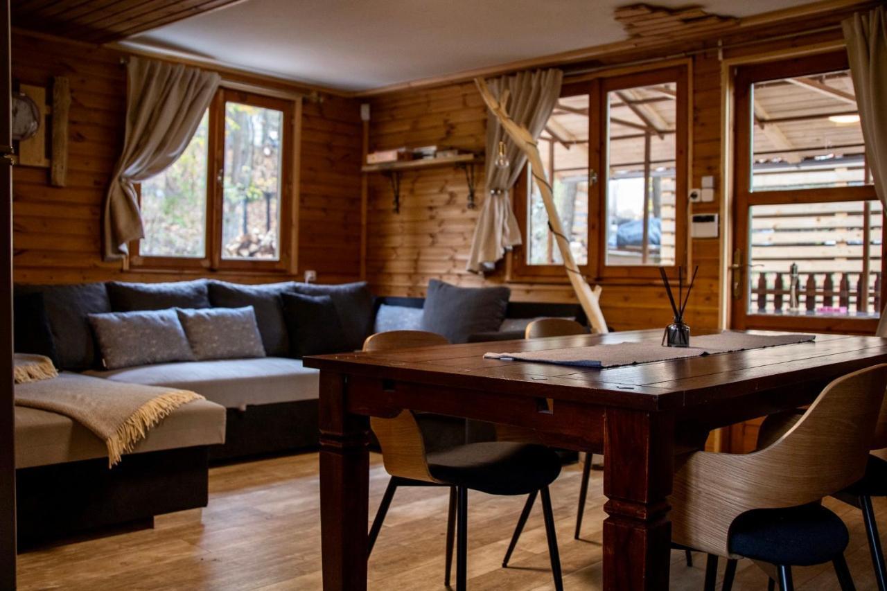 Toelgyes Menedek Apartment Noszvaj Luaran gambar