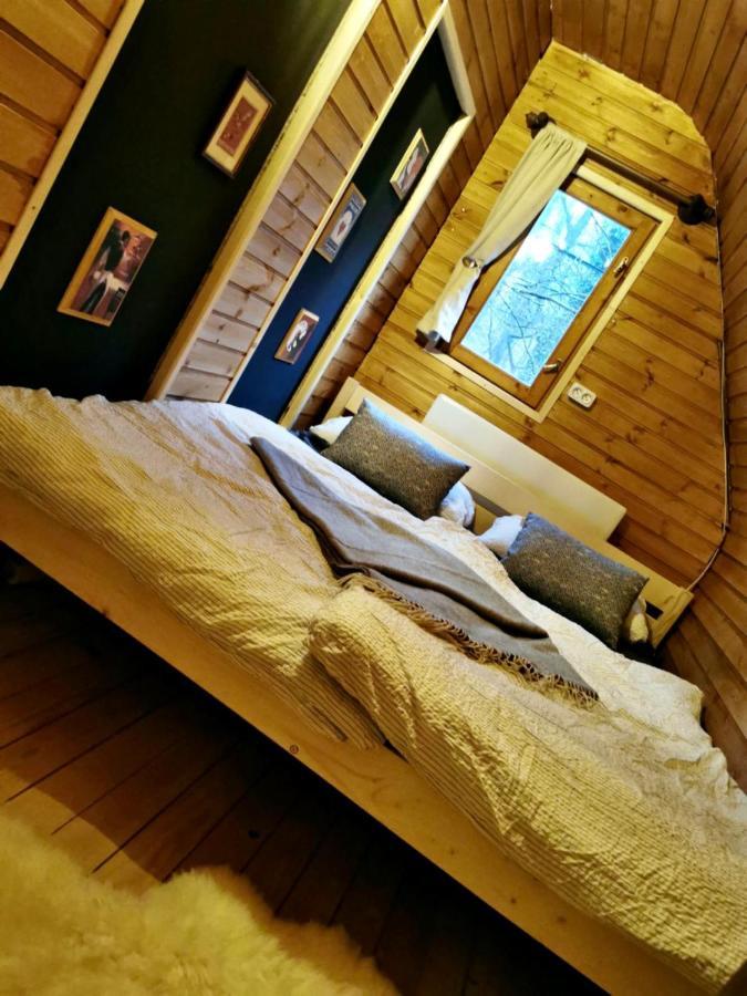 Toelgyes Menedek Apartment Noszvaj Luaran gambar